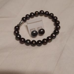 Black pearl bracelet and earings set